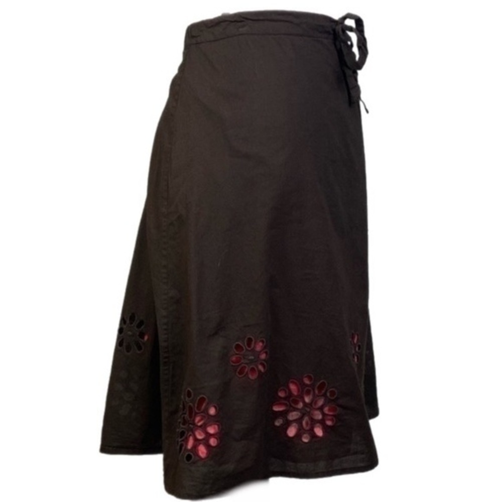BODEN skirt in brown with pink underskirt and cut-out flower designs, 10-UK/6-US - Picture 4 of 12